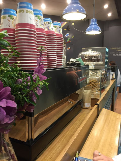 Shoebox Cafe - Accommodation Bookings 1