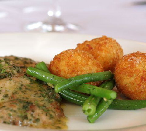 The Foreshore Bar & Restaurant - Accommodation Bookings 0