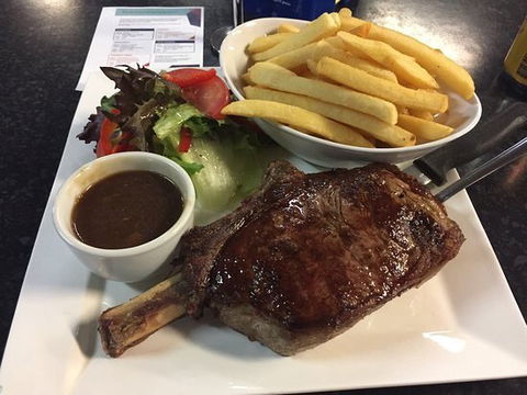 Sporties Steak & Grill - Accommodation Bookings 0
