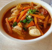Khaow Thai - Accommodation Bookings