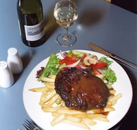Bridge Hotel Bistro - Accommodation Bookings