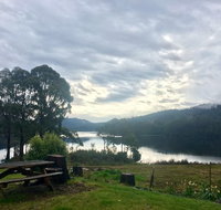 Lakeside Bar  Grill - Accommodation Bookings