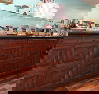 Retro Fudge Bar - Accommodation Bookings