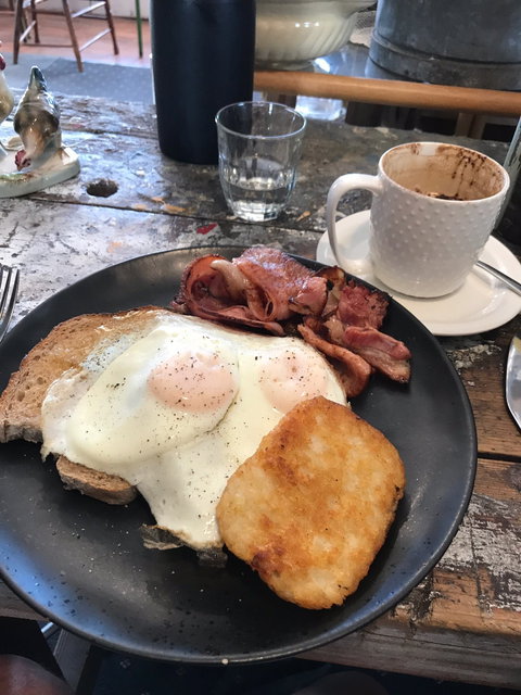 The Lifebuoy Cafe & Quail Street Emporium - Accommodation Bookings 3