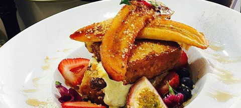 Manhattan Restaurant - Accommodation Bookings 0