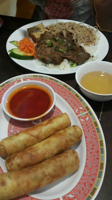 Quan Thanh - Accommodation Bookings 5