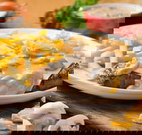 Eagle Falls Spur Steak  Grill - Accommodation Bookings