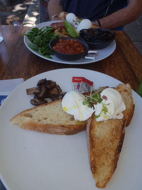 Ootong & Lincoln - Accommodation Bookings 3