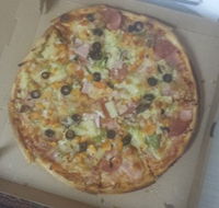 Brett's Pizza Inn  Coffee Lounge - Accommodation Bookings