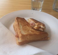 Smoult's Continental Deli - Accommodation Bookings