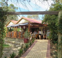 Valenti's on the Brook - Accommodation Bookings