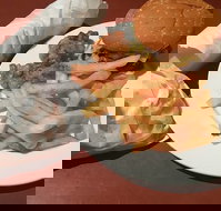 Bakwan Van - Accommodation Bookings