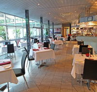 Kelly's Bar  Grill - Accommodation Bookings