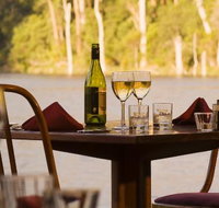 Lakeside Restaurant - Accommodation Bookings