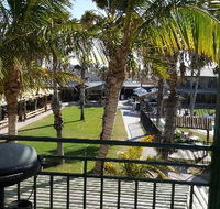 Shades - Accommodation Bookings