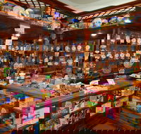 Sticky Fingers Candy Store - Accommodation Bookings