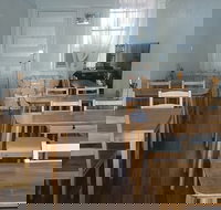 Roll In Saigon - Accommodation Bookings