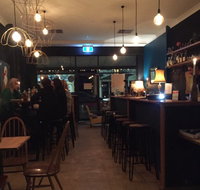 Two Sisters Food and Wine - Accommodation Bookings