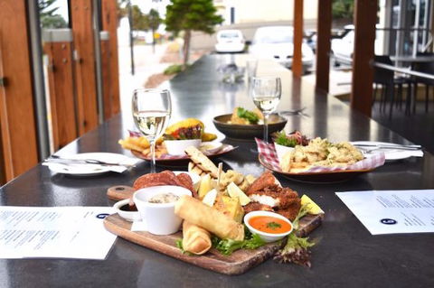 Grange Hotel Restaurant - Accommodation Bookings 0