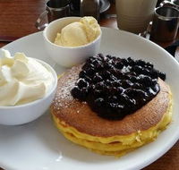 Pancakes at the Port