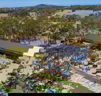 Lot 100 - Accommodation Bookings
