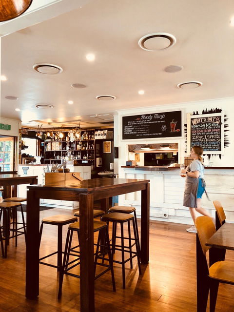 Kettle & Tin - Accommodation Bookings 4