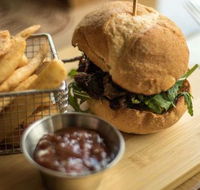 Prime Bar  Grill - Accommodation Bookings