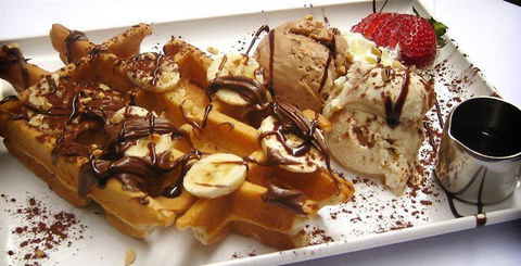 Acropolis Souvlaki Bar - Accommodation Bookings 6