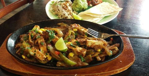 The Raw Prawn - Accommodation Bookings 7