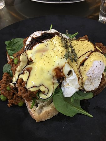 Gallery One - Accommodation Bookings 0