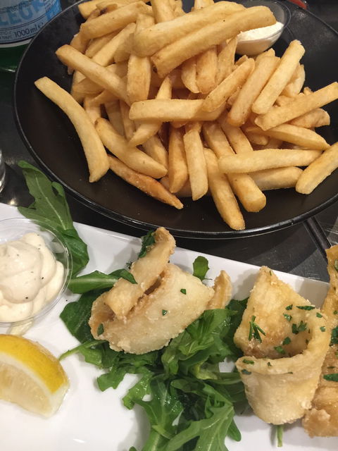 Gallery One - Accommodation Bookings 5