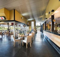 Pacific Pines Tavern - Accommodation Bookings