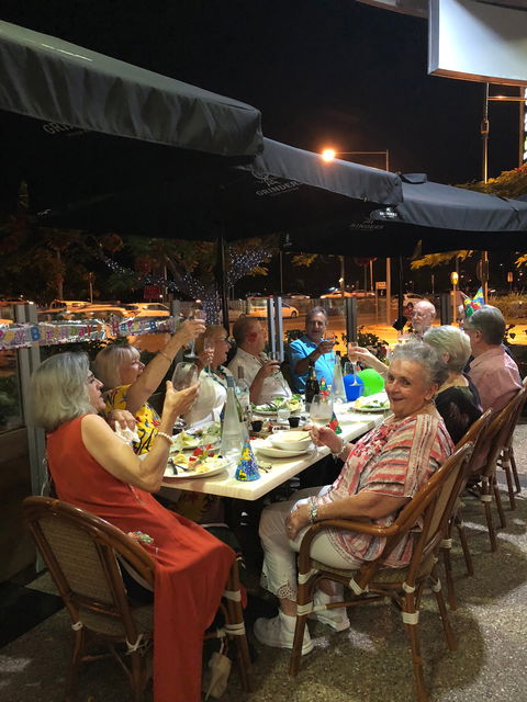 Paris Cafe - Accommodation Bookings 4