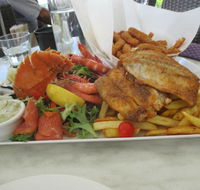 Sunset Waterfront Cafe Bar  Grill - Accommodation Bookings