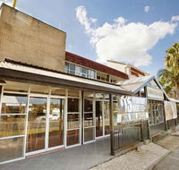 Commercial Hotel - Accommodation Bookings