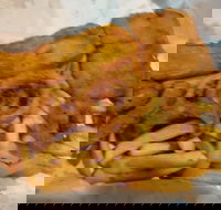 Stoney the Fishmonger - Accommodation Bookings