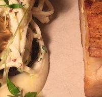La Bonne Table - Accommodation Bookings