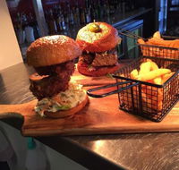 Sandy's Bar and Grill - Accommodation Bookings
