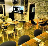 The Swae  Ivy - Bar  Restaurant - Accommodation Bookings