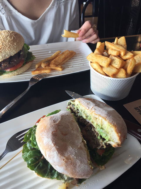 Grill'd - Accommodation Bookings 1