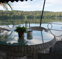 Lake Barrine Tea House Restaurant And Cottage Accomodation - Accommodation Bookings