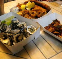 Noosa Harbour Fish Market - Accommodation Bookings