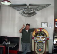 Retro Style Dinning - Accommodation Bookings