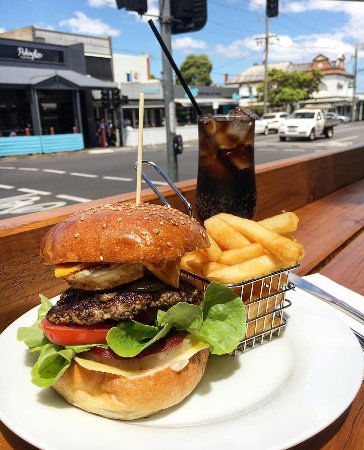 Busters Bar & Grill - Accommodation Bookings 0