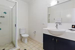 The Coffee House Apartments & Bistro - Accommodation Bookings 3