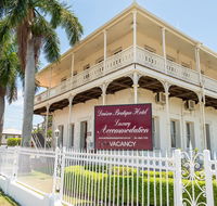 Denison Boutique Hotel