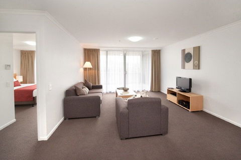 The Edge Apartment Hotel - Accommodation Bookings 11