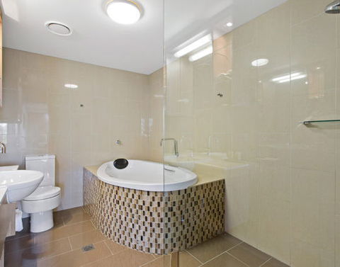 CBD Executive Apartments - Accommodation Bookings 9