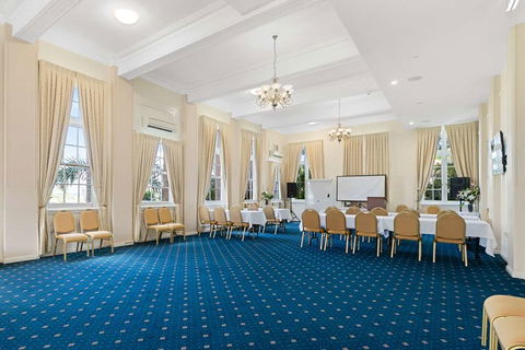Quality Hotel Regent Rockhampton - Accommodation Bookings 12