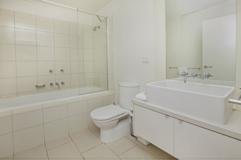 Melbourne Hotel Apartment Flinders Wharf - Accommodation Bookings 5